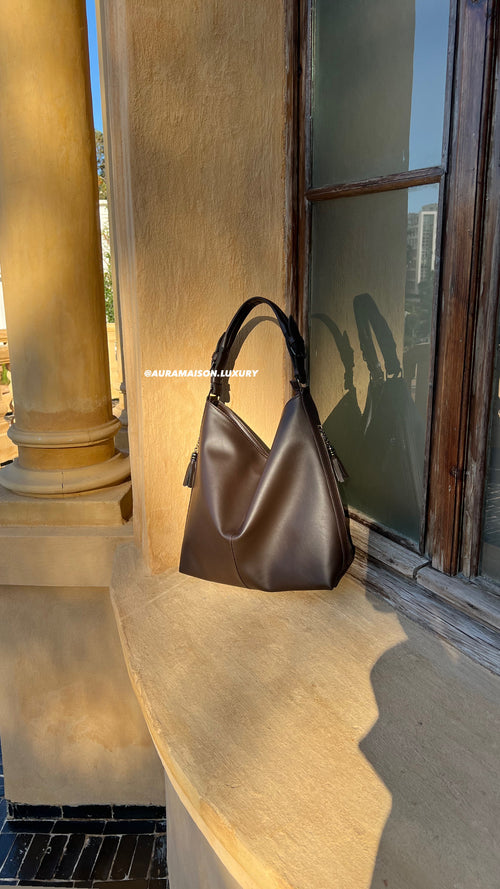 Aura brown chocolate